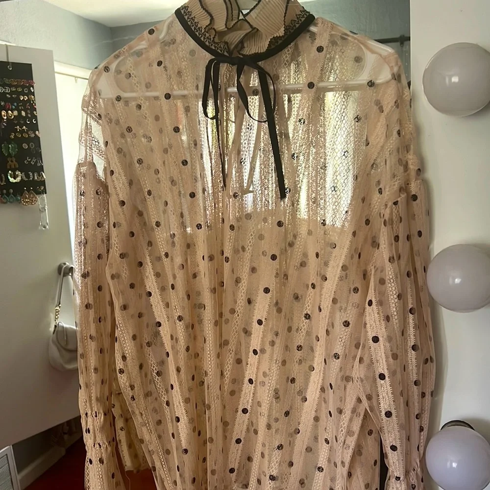 Zara - Picture 1 of 2